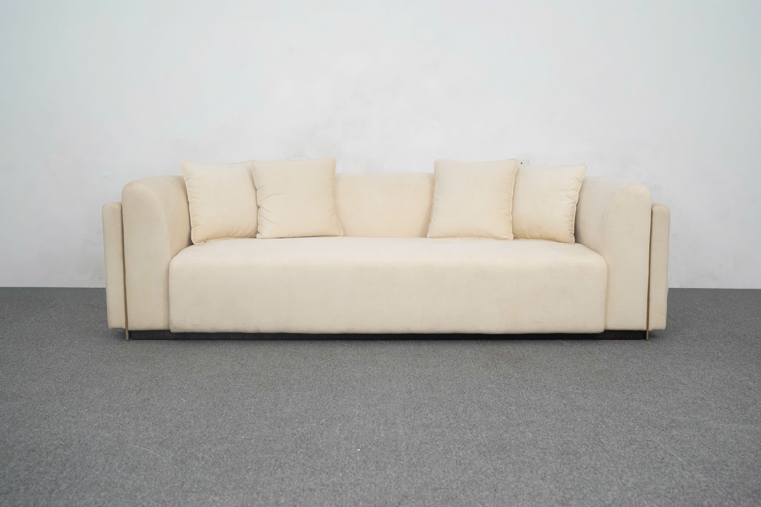 TUYỆT TÁC SOFA KADONI - GD1065 - KHẲNG ĐỊNH GU THẨM MỸ TINH TƯỜNG