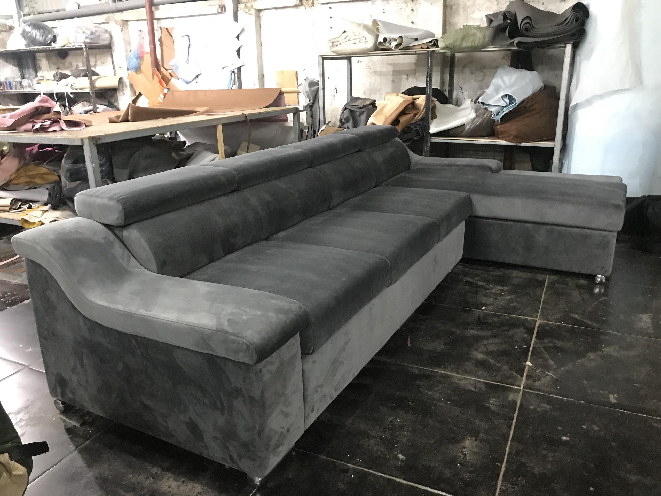 chon-sofa-da-ni-theo-cung-menh-hop-phong-thuy.html