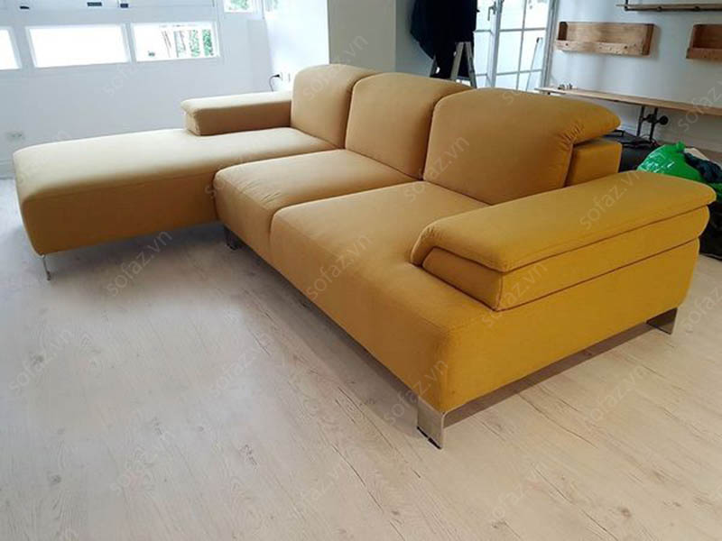 ghe-sofa-goc-phong-khach-gia-dinh-boc-vai