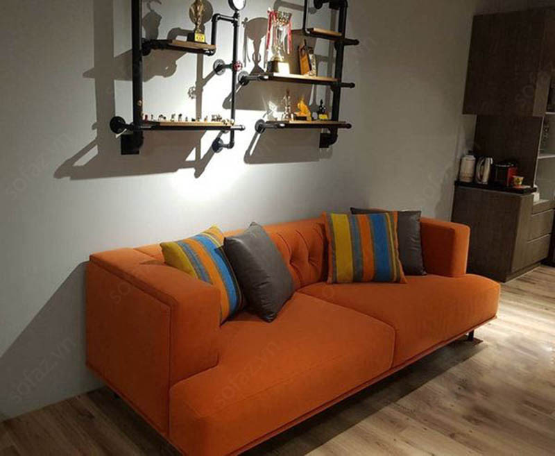 ghe-sofa-vang-2-cho-ngoi-phong-khach-hien-dai